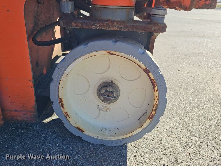 image for item DS5739 2016 Snorkel S3219E  scissor lift