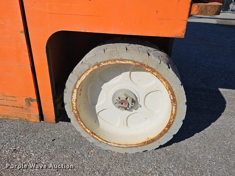 image for item DS5739 2016 Snorkel S3219E  scissor lift