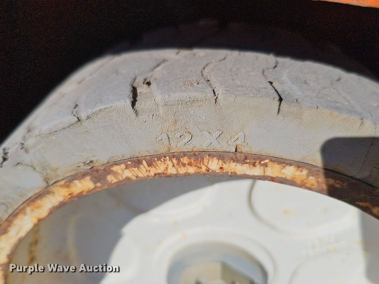 image for item DS5739 2016 Snorkel S3219E  scissor lift