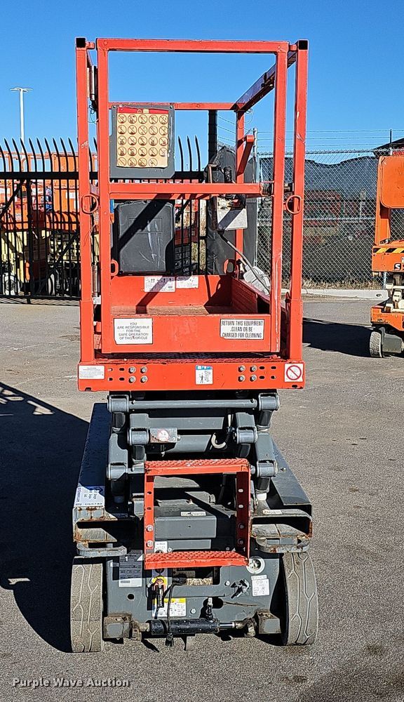 image for item DS5740 2016 Skyjack SJIII 3219  scissor lift
