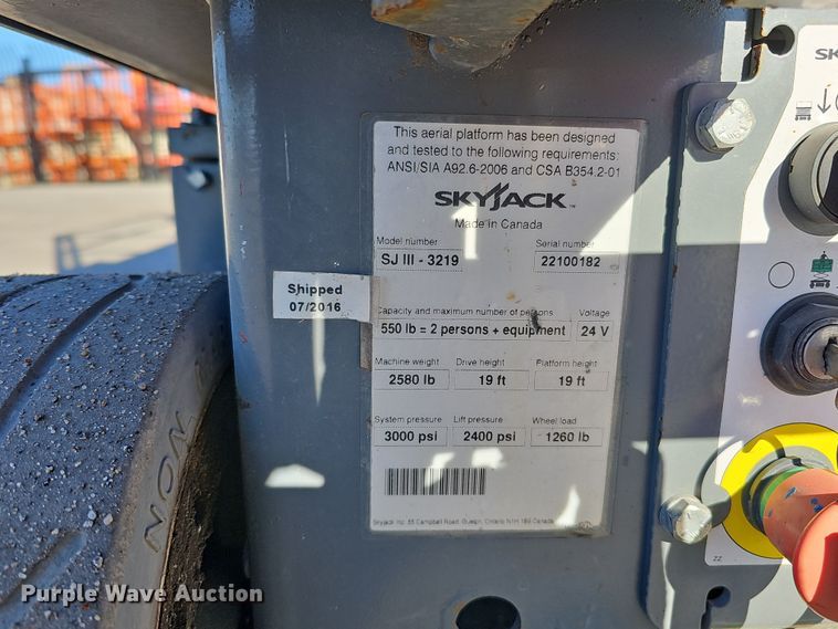 image for item DS5740 2016 Skyjack SJIII 3219  scissor lift