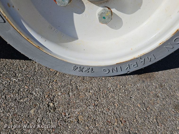 image for item DS5740 2016 Skyjack SJIII 3219  scissor lift