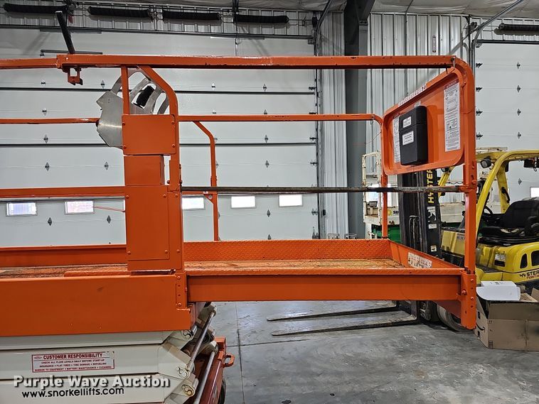 image for item DS5744 Snorkel S4726E  scissor lift