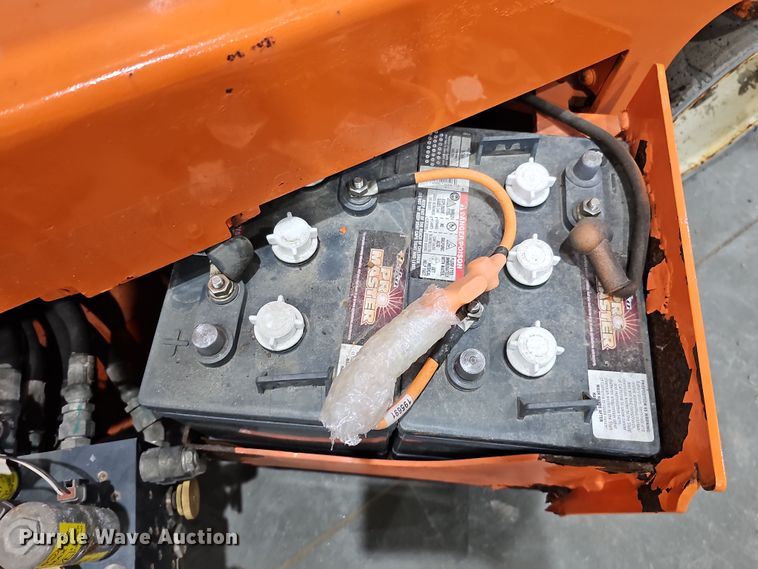 image for item DS5744 Snorkel S4726E  scissor lift