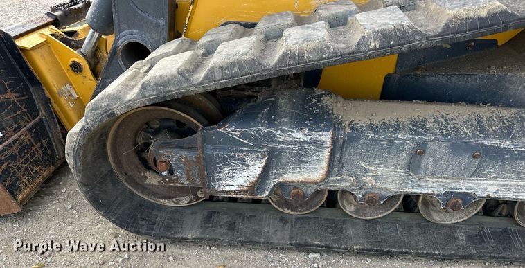 image for item DW2920 2020 John Deere 333G  tracked skid steer loader