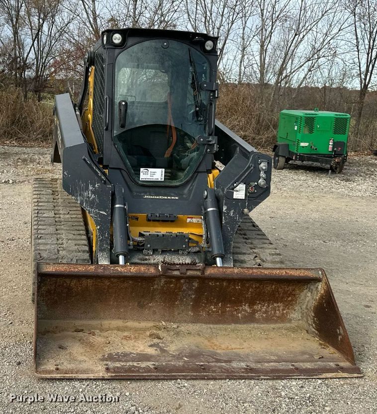 image for item DW2921 2019 John Deere 333G  tracked skid steer loader