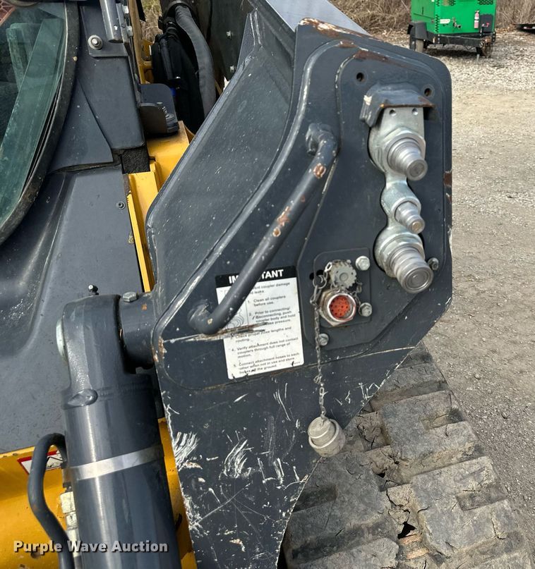 image for item DW2921 2019 John Deere 333G  tracked skid steer loader