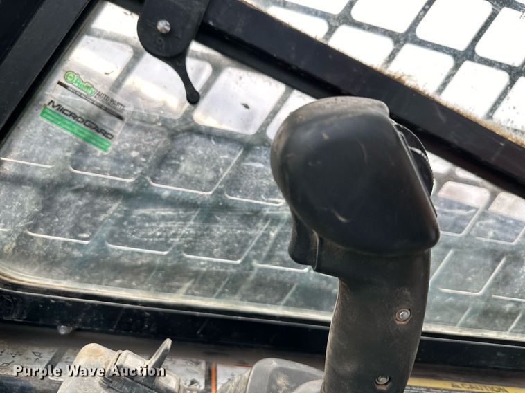 image for item DW2921 2019 John Deere 333G  tracked skid steer loader