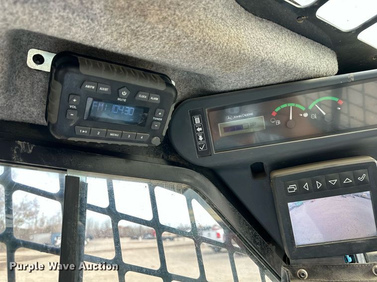 image for item DW2921 2019 John Deere 333G  tracked skid steer loader