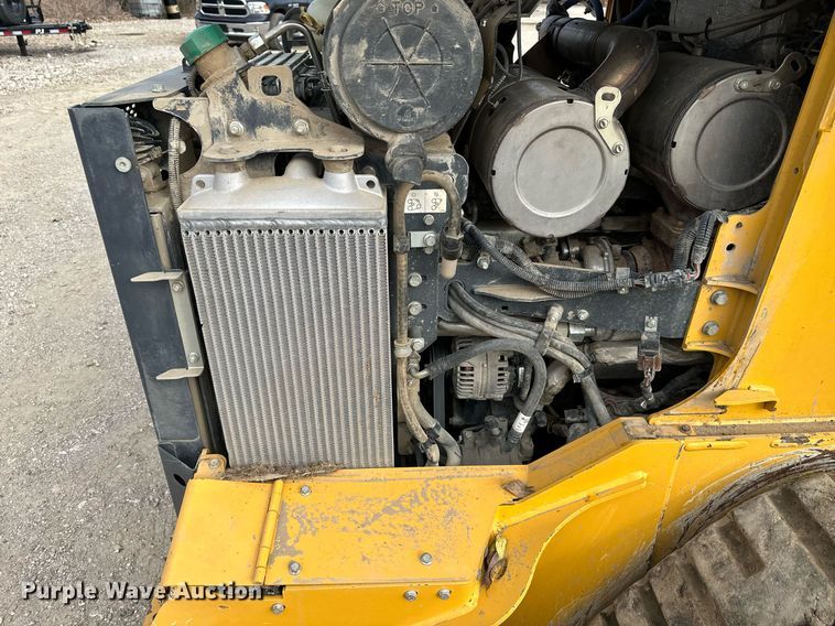 image for item DW2921 2019 John Deere 333G  tracked skid steer loader