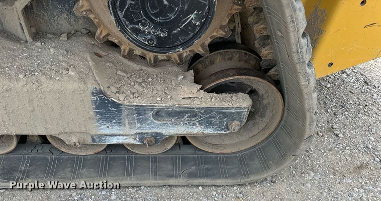 image for item DW2921 2019 John Deere 333G  tracked skid steer loader