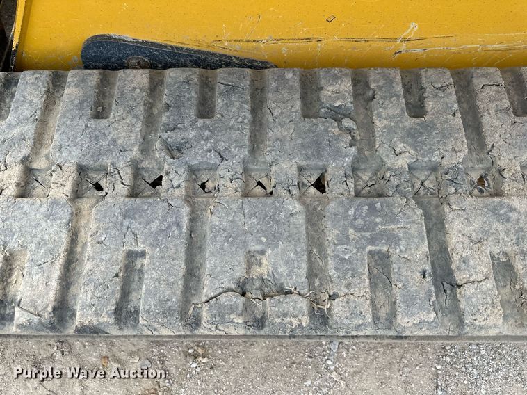 image for item DW2921 2019 John Deere 333G  tracked skid steer loader