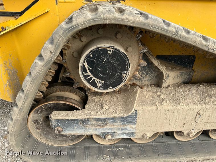 image for item DW2921 2019 John Deere 333G  tracked skid steer loader