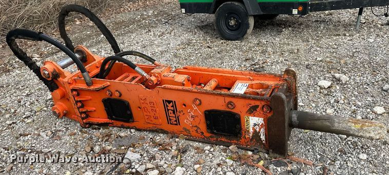 image for item DW2922 NPK E213  breaker