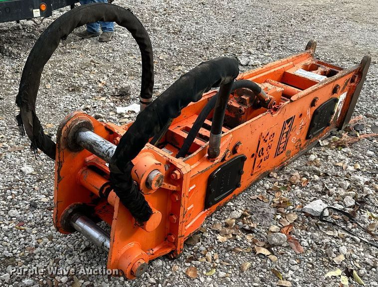 image for item DW2922 NPK E213  breaker