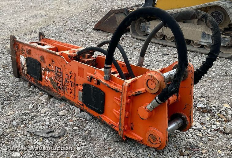 image for item DW2922 NPK E213  breaker