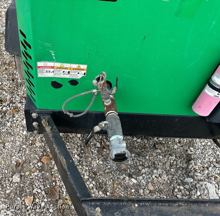 image for item DW2923 2013 Doosan P425/HP375  air compressor