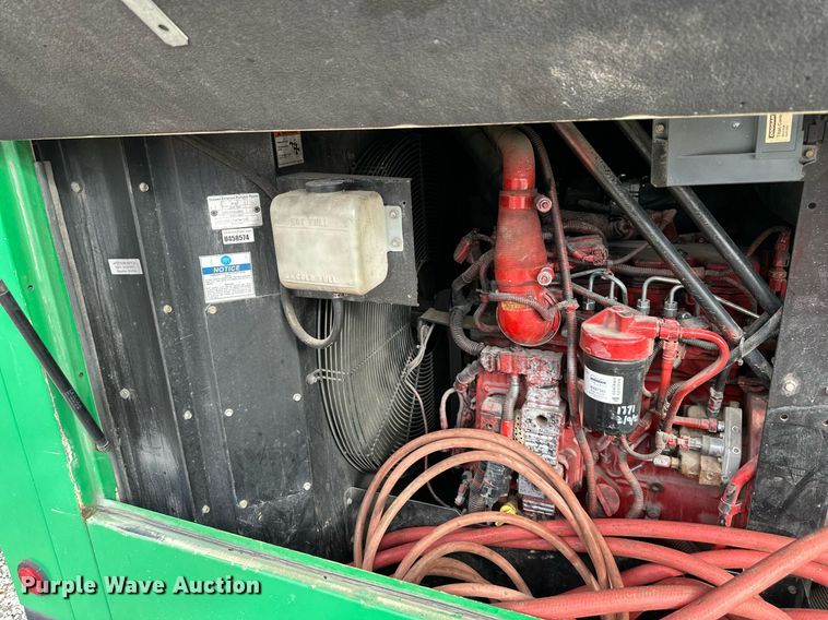 image for item DW2923 2013 Doosan P425/HP375  air compressor