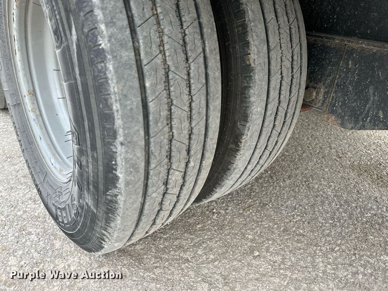 image for item DW2924 2018 PJ  equipment trailer