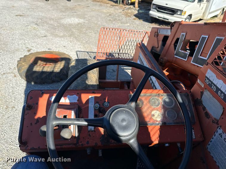 image for item DW2928 1984 Lull 844 Highlander  telehandler