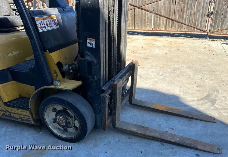 image for item DW2929 Yale  forklift