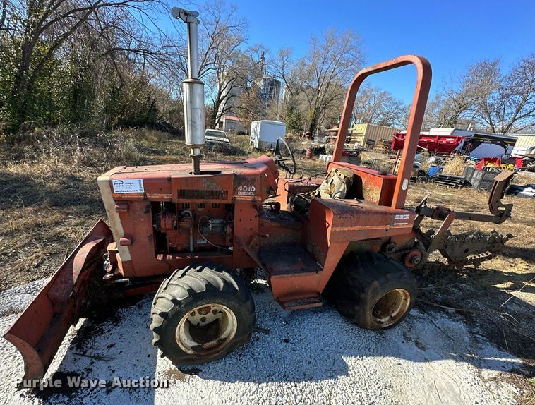 image for item DW2930 Ditch Witch 4010DD  trencher