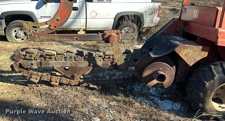 image for item DW2930 Ditch Witch 4010DD  trencher