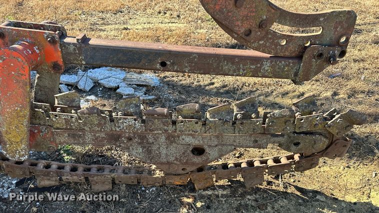 image for item DW2930 Ditch Witch 4010DD  trencher