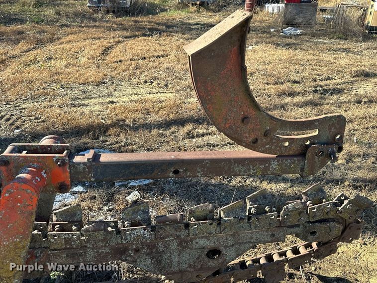 image for item DW2930 Ditch Witch 4010DD  trencher