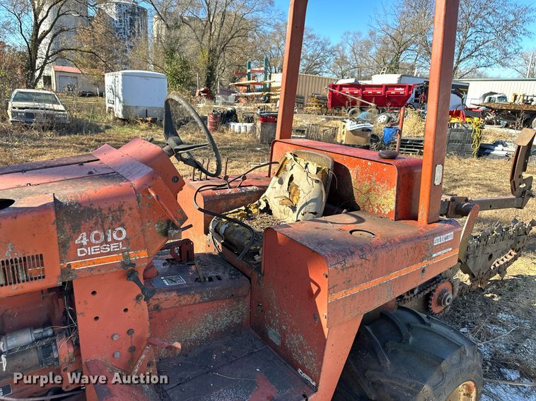 image for item DW2930 Ditch Witch 4010DD  trencher