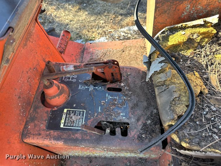 image for item DW2930 Ditch Witch 4010DD  trencher