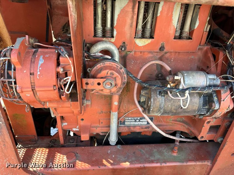 image for item DW2930 Ditch Witch 4010DD  trencher