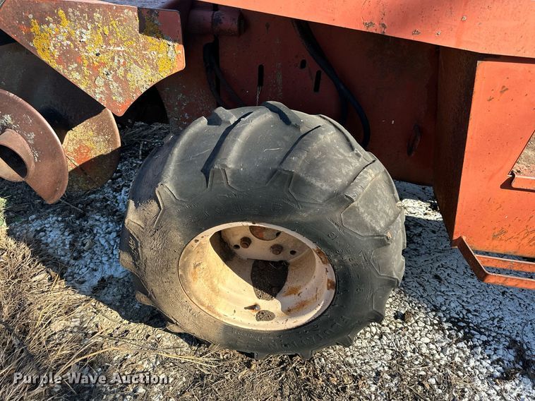 image for item DW2930 Ditch Witch 4010DD  trencher