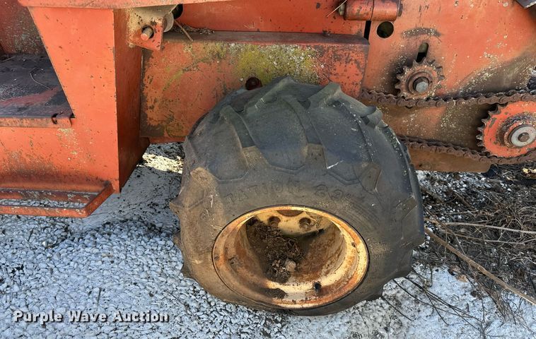 image for item DW2930 Ditch Witch 4010DD  trencher
