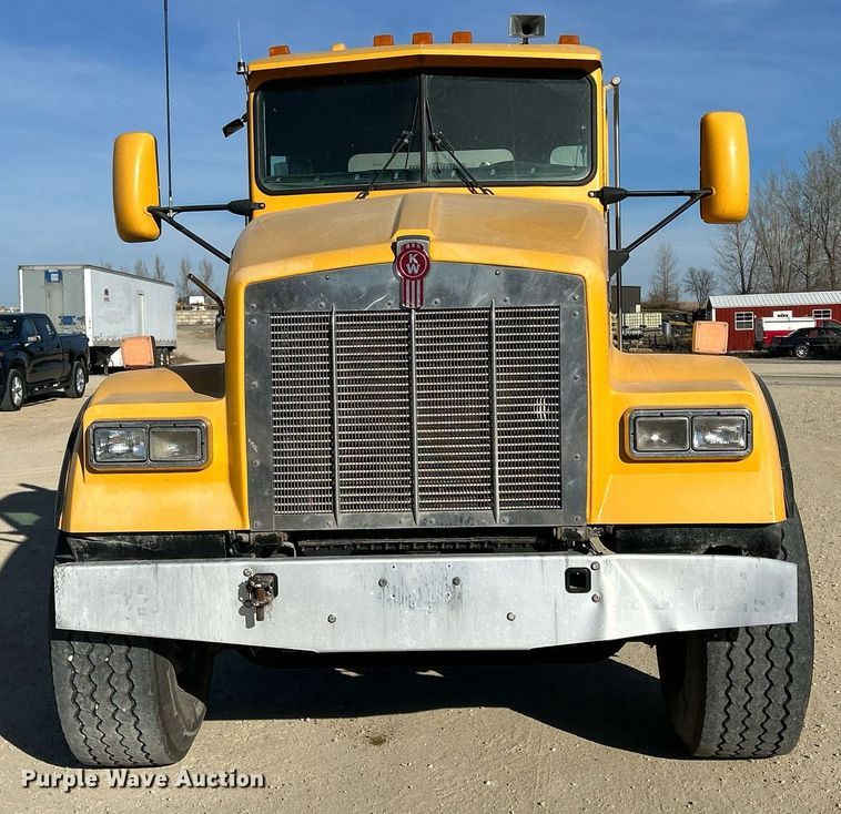 image for item EV9392 2004 Kenworth W900  ready mix truck