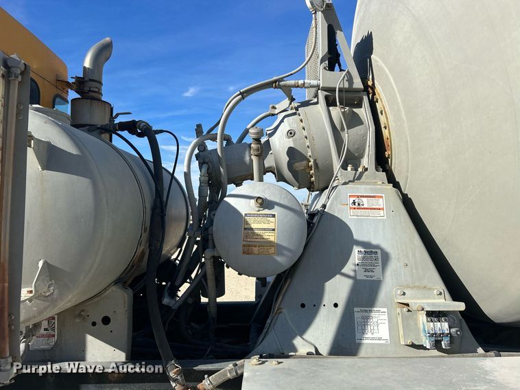 image for item EV9392 2004 Kenworth W900  ready mix truck