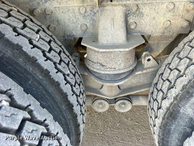 image for item EV9392 2004 Kenworth W900  ready mix truck