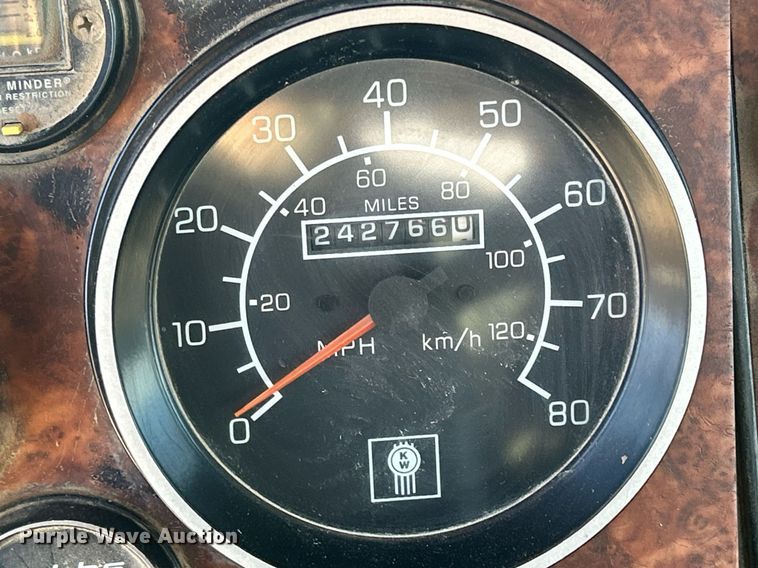 image for item EV9392 2004 Kenworth W900  ready mix truck