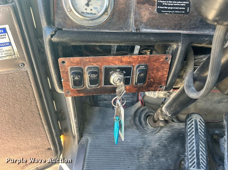 image for item EV9392 2004 Kenworth W900  ready mix truck