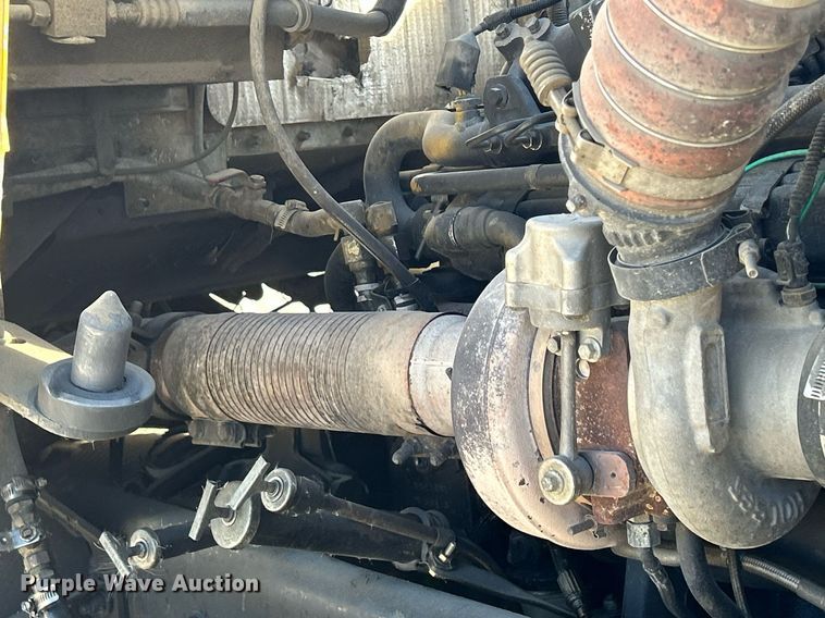 image for item EV9392 2004 Kenworth W900  ready mix truck