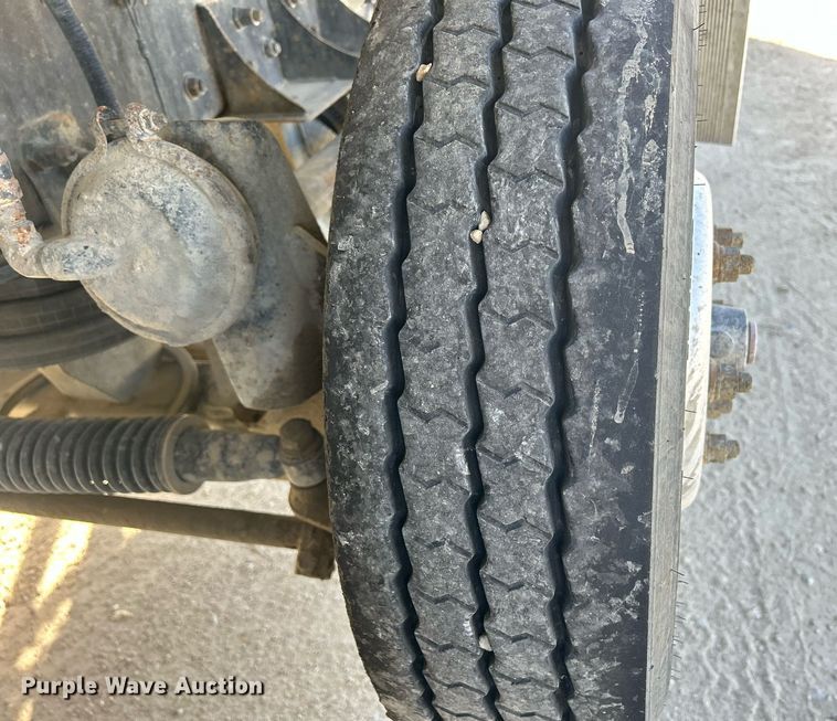 image for item EV9392 2004 Kenworth W900  ready mix truck