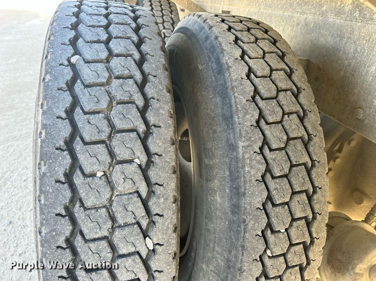 image for item EV9392 2004 Kenworth W900  ready mix truck