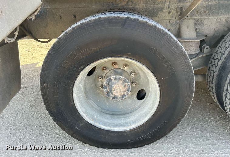 image for item EV9392 2004 Kenworth W900  ready mix truck