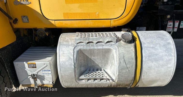 image for item EV9393 1998 Mack RD600  ready mix truck