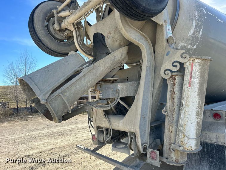 image for item EV9393 1998 Mack RD600  ready mix truck