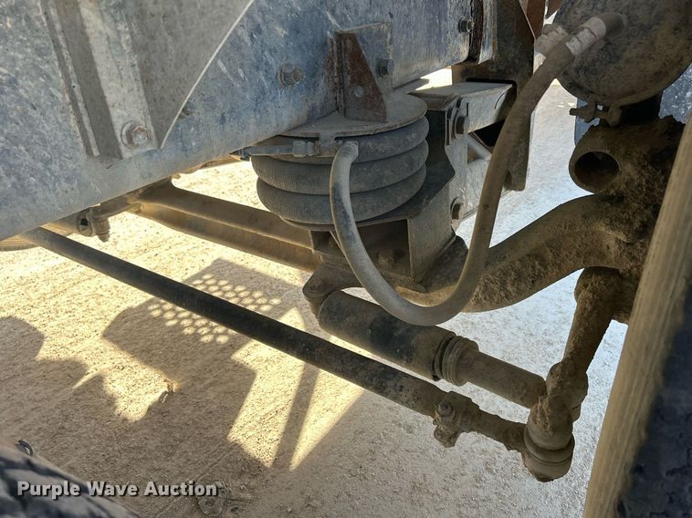 image for item EV9393 1998 Mack RD600  ready mix truck