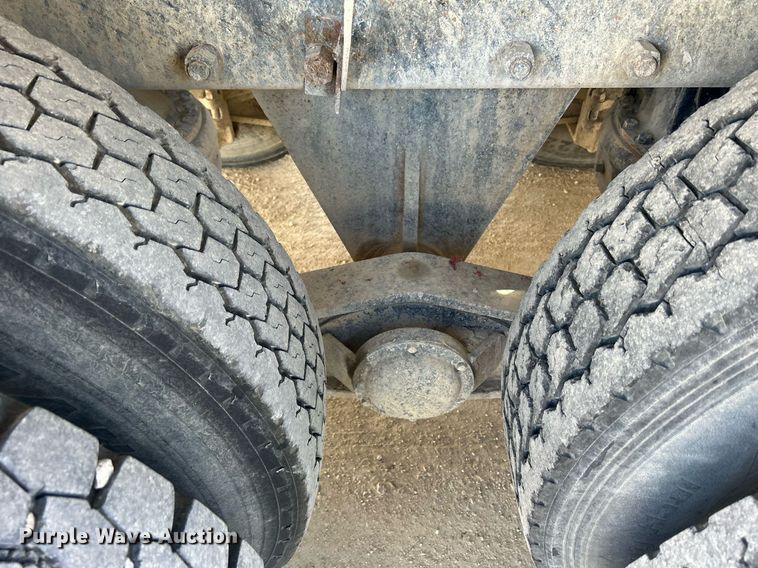 image for item EV9393 1998 Mack RD600  ready mix truck