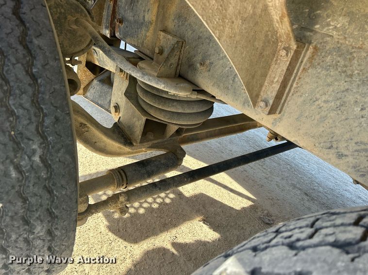 image for item EV9393 1998 Mack RD600  ready mix truck