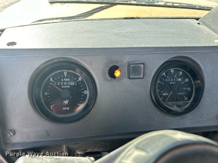 image for item EV9393 1998 Mack RD600  ready mix truck