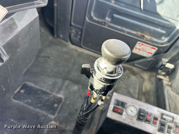 image for item EV9393 1998 Mack RD600  ready mix truck